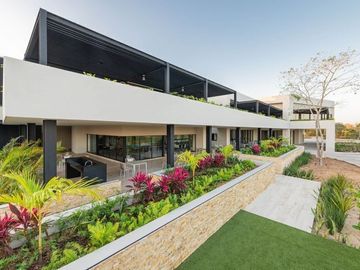 Casa en venta con vista al campo de golf en Provincia Residencial, Mérida