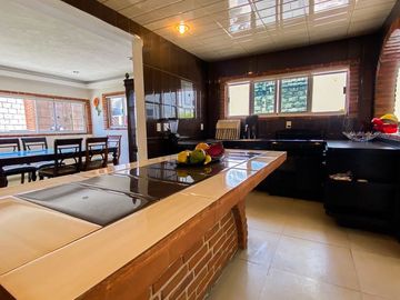 CASA EN VENTA, YAUTEPEC A 10 MINUTOS DE LAS ESTACAS