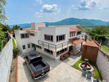 CASA EN VENTA, YAUTEPEC A 10 MINUTOS DE LAS ESTACAS