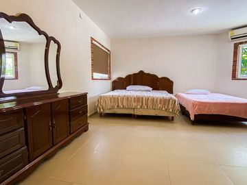 CASA EN VENTA, YAUTEPEC A 10 MINUTOS DE LAS ESTACAS
