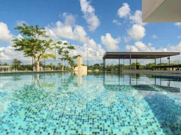 EXCLUSIVA RESIDENCIA EN ESQUINA EN PRE-VENTA EN PRIVADA NORTE MERIDA.