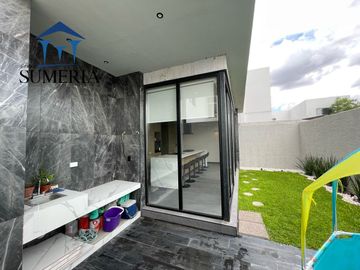 Casa en venta Frac. Bosques del Valle V