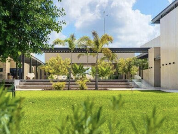CASA RESIDENCIAL EN PRE-VENTA DE 4 RECAMARAS EN NORTE MERIDA, KOMCHEN.