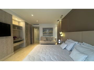 VENDO APARTAMENTO DE LUJO EN BARRIO EL GOLF