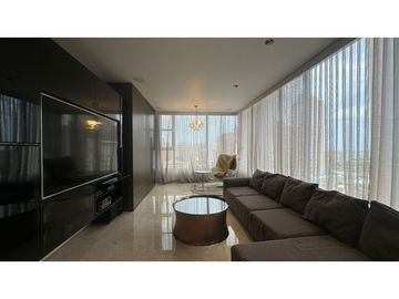 VENDO APARTAMENTO DE LUJO EN BARRIO EL GOLF