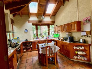 CASA TECHOS ALTOS,  3,480m  JARDINES,  Tlalpuente.