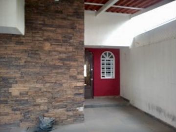 Buena casa en venta en el Fracc. La Providencia
