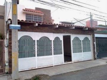 Buena casa en venta en el Fracc. La Providencia