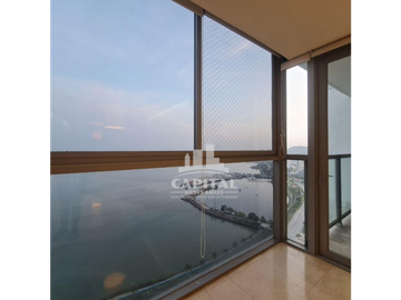 PH Yoo en Avenida Balboa