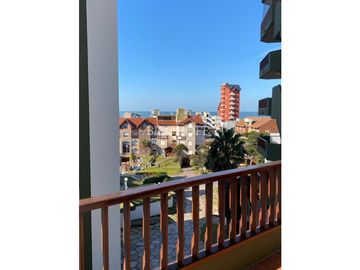 DEPTO 2 AMB. VISTA LATERAL AL MAR, UBICADO EN CENTRO DE VILLA GESELL!