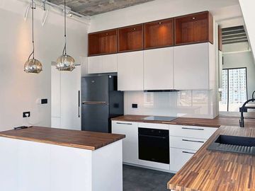 Modern Downtown Loft with Panoramic Views in Silom-Sathorn