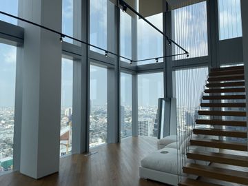 Amazing Duplex in Ritz Calrton Mahanakhon