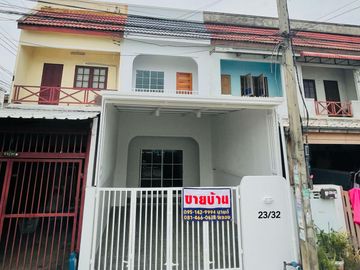 2 Bedroom Townhouse for sale in Khu Khot, Pathum Thani