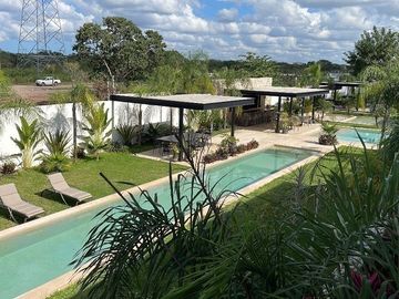 VENTA  casa nueva, Privada El Origen. .amenidades ,con paneles solares. Temozón
