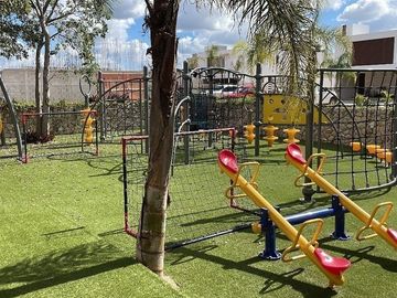 VENTA  casa nueva, Privada El Origen. .amenidades ,con paneles solares. Temozón
