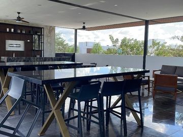 VENTA  casa nueva, Privada El Origen. .amenidades ,con paneles solares. Temozón