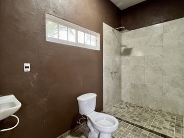 Casa Venta Norte de Villa de Álvarez Colima 2 Recámaras Terraza Amplio Terreno