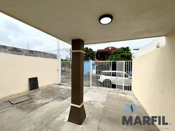 Casa Venta Norte de Villa de Álvarez Colima 2 Recámaras Terraza Amplio Terreno