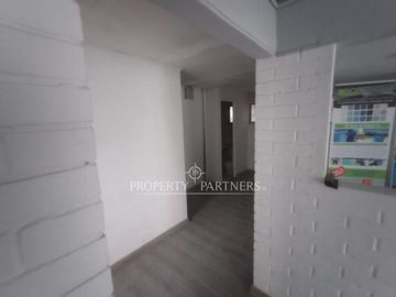 Venta en Peñalolén excelente ubicacion en av tobalaba Ideal para Comercial.