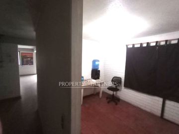 Venta en Peñalolén excelente ubicacion en av tobalaba Ideal para Comercial.