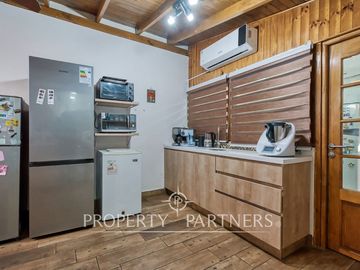Full Conectividad y seguridad: Casa en venta en pasaje cerrado a pasos Metro Plaza Egaña