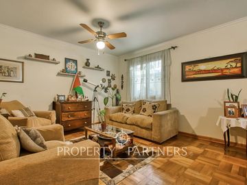 Full Conectividad y seguridad: Casa en venta en pasaje cerrado a pasos Metro Plaza Egaña