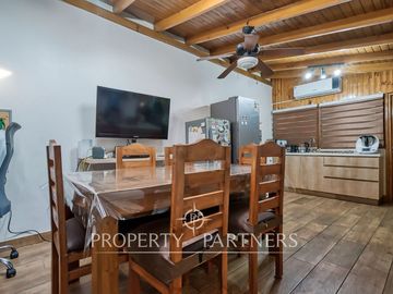Full Conectividad y seguridad: Casa en venta en pasaje cerrado a pasos Metro Plaza Egaña