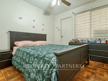 Full Conectividad y seguridad: Casa en venta en pasaje cerrado a pasos Metro Plaza Egaña