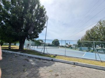 CASA EN VENTA EN CAMPESTRE MORILLOTLA CON ALBERCA Y GYM!! JARDIN ENORME!