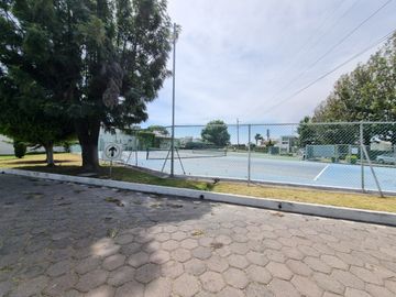 CASA EN VENTA EN CAMPESTRE MORILLOTLA CON ALBERCA Y GYM!! JARDIN ENORME!