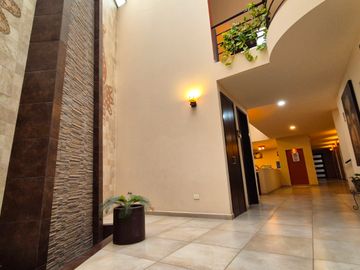 CASA EN VENTA EN CAMPESTRE MORILLOTLA CON ALBERCA Y GYM!! JARDIN ENORME!