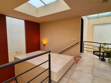 CASA EN VENTA EN CAMPESTRE MORILLOTLA CON ALBERCA Y GYM!! JARDIN ENORME!