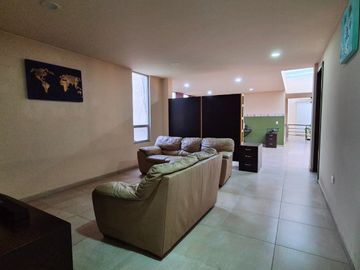 CASA EN VENTA EN CAMPESTRE MORILLOTLA CON ALBERCA Y GYM!! JARDIN ENORME!