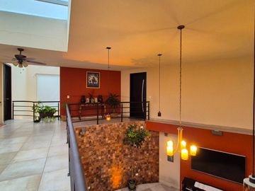 CASA EN VENTA EN CAMPESTRE MORILLOTLA CON ALBERCA Y GYM!! JARDIN ENORME!