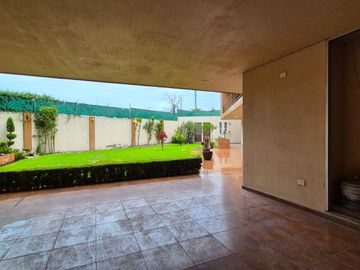 CASA EN VENTA EN CAMPESTRE MORILLOTLA CON ALBERCA Y GYM!! JARDIN ENORME!