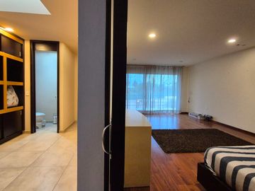 CASA EN VENTA EN CAMPESTRE MORILLOTLA CON ALBERCA Y GYM!! JARDIN ENORME!