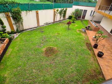 CASA EN VENTA EN CAMPESTRE MORILLOTLA CON ALBERCA Y GYM!! JARDIN ENORME!