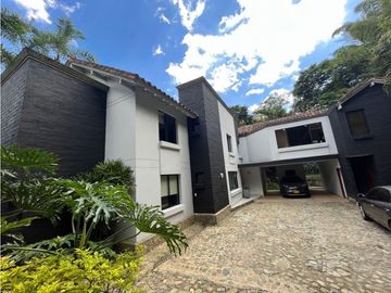 Casa para la Venta en Envigado Esmeraldal