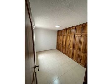 Casa de 2 pisos en conjunto cerrado Sector la Macarena, Dosquebradas