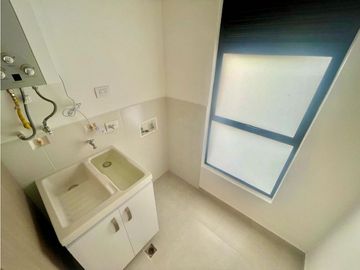 SE VENDE APARTAMENTO DE LUJO EN LA AVENIDA CENTENARIO