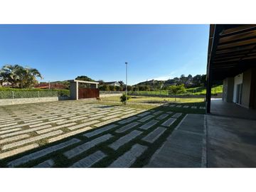 Casa campestre en condominio en venta / permuta La Buitrera Palmira