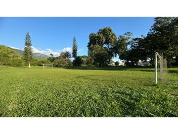 Casa campestre en condominio en venta / permuta La Buitrera Palmira
