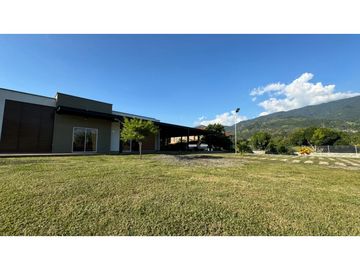 Casa campestre en condominio en venta / permuta La Buitrera Palmira