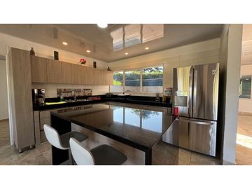 Casa campestre en condominio en venta / permuta La Buitrera Palmira