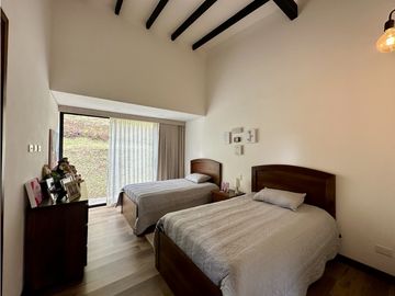 Venta De Casa En El Retiro