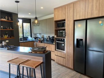 Venta De Casa En El Retiro
