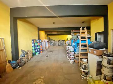 VENTA CASA CON GALPÓN 172 M2 PATIO TERRAZA QUINCHO LANUS