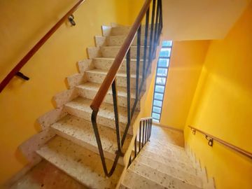 VENTA CASA CON GALPÓN 172 M2 PATIO TERRAZA QUINCHO LANUS