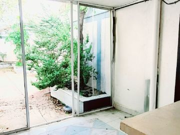 CASA DE 1 PISO EN COLONIA GARCIA GINERES
