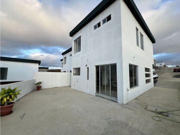 CASA EN ALQUILER A ESTRENAR AL SUR DE MANTA EN LA URBANIZACIÓN NAHLA